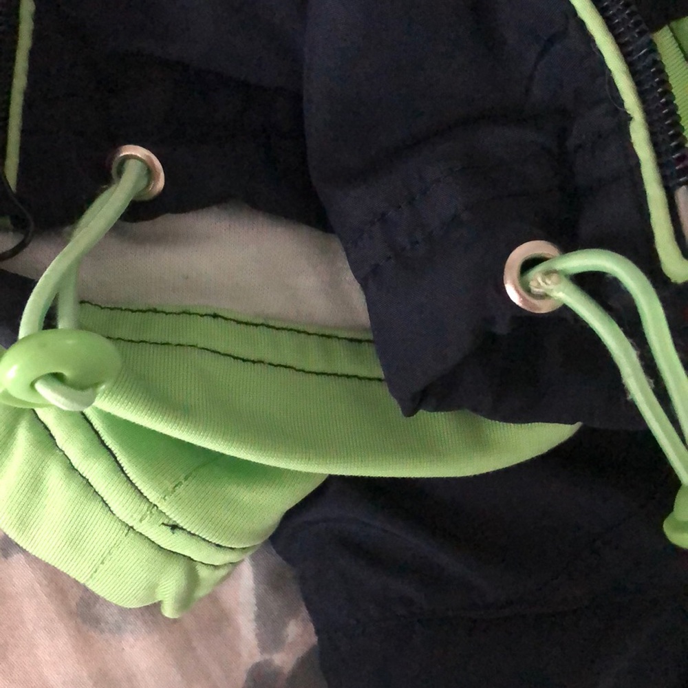 Wind shell/rain jacket - Picture 3 of 5